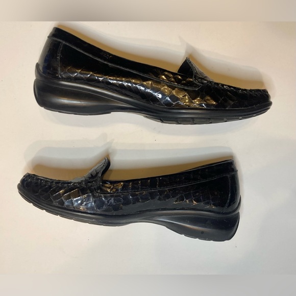 Geox Black Patent Loafers - Picture 4 of 6